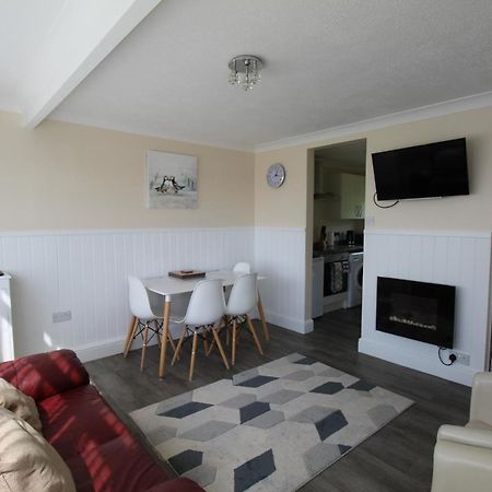 Relaxing Chalet On Popular California Sands Short Stroll To Beach, Nr Norfolk Broads & Great Yarmouth Scratby Zewnętrze zdjęcie
